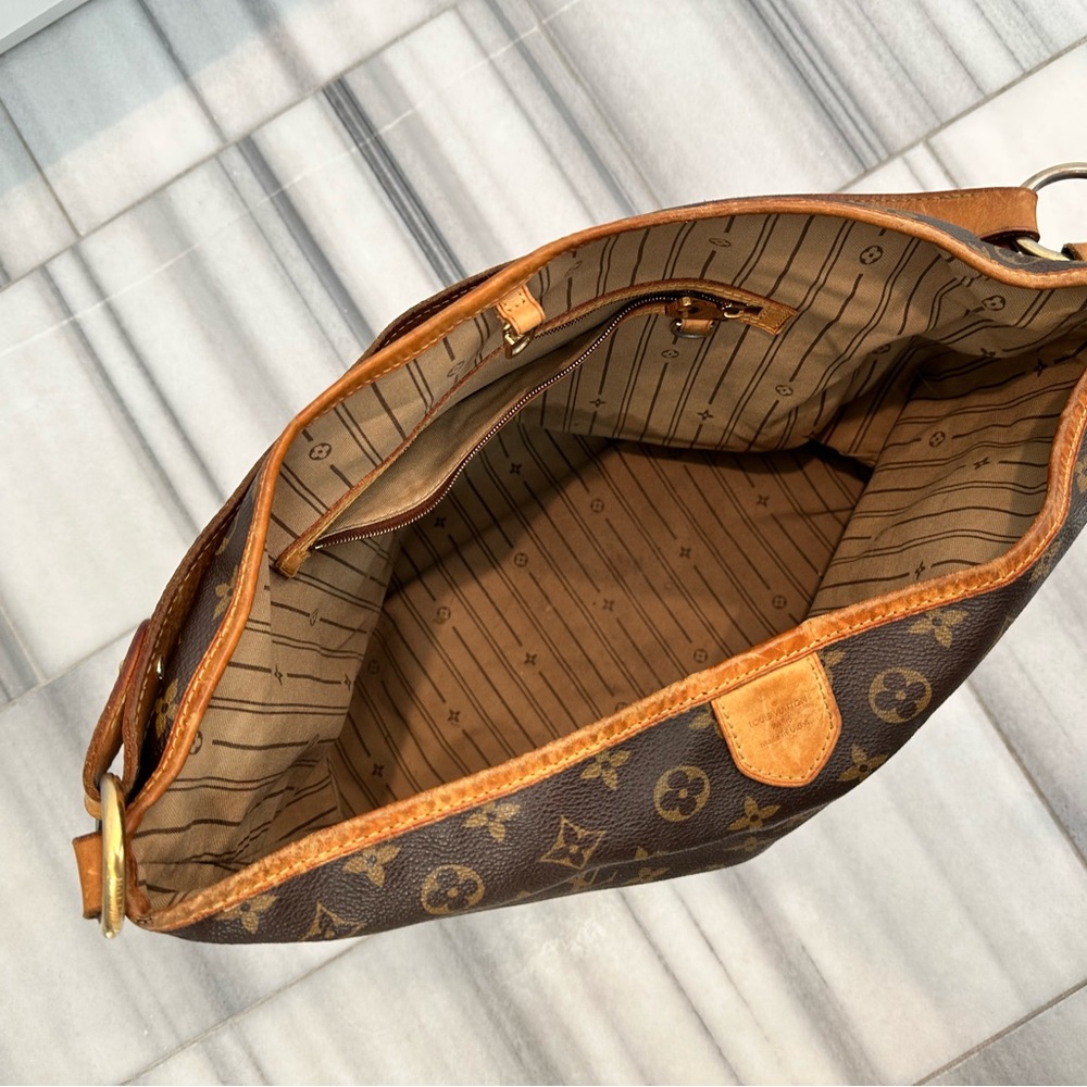 LOUIS VUITTON Delightful MM Monogram Canvas Shoulder Bag Brown - Picture 4 of 4